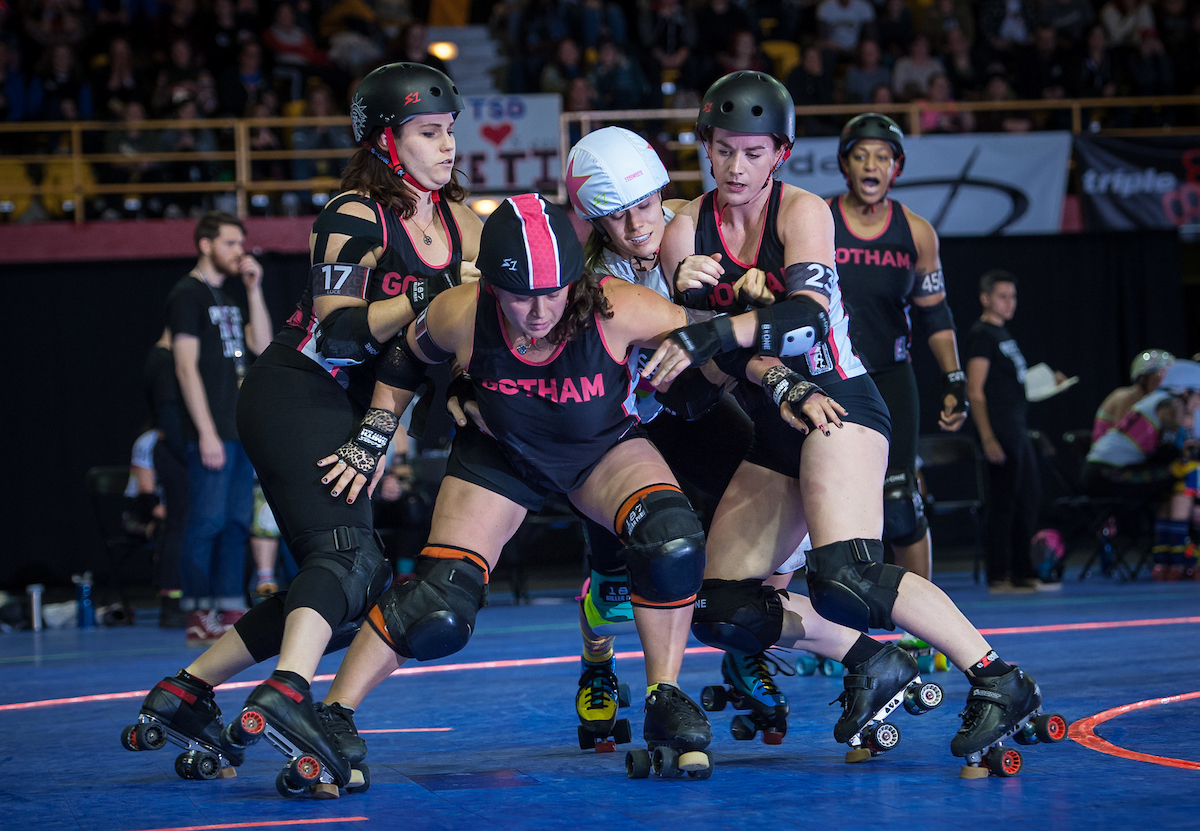 Gotham vs Montréal in Game 6 of the 2019 International WFTDA Championships