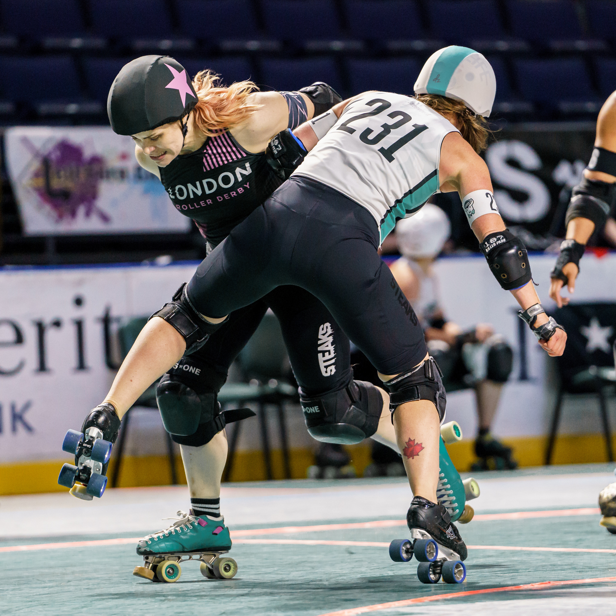 London vs Queen City in Game 3 of the 2019 International WFTDA Playoffs in Seattle